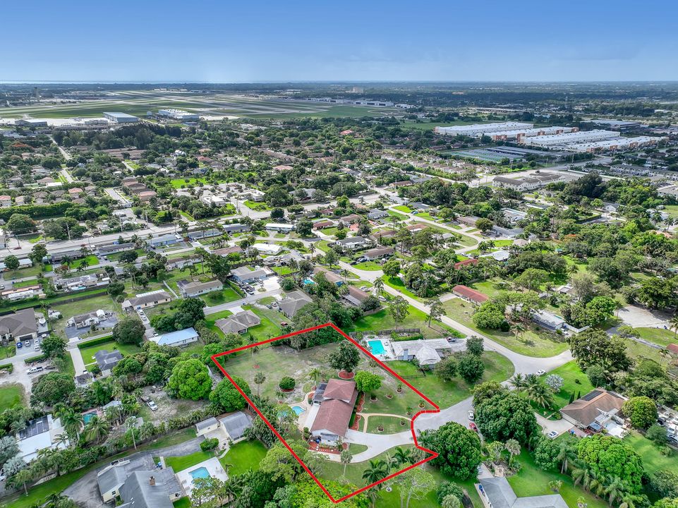 На продажу: $899,000 (5 спален, 3 ванн, 2940 Квадратных фут)