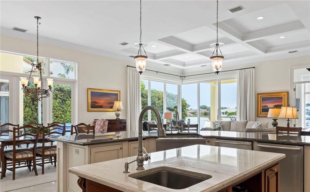 En Venta: $4,495,000 (6 camas, 6 baños, 6318 Pies cuadrados)