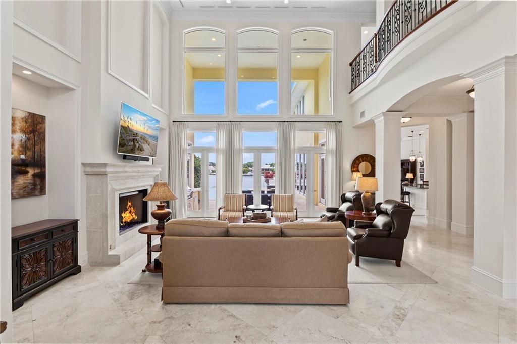 En Venta: $4,495,000 (6 camas, 6 baños, 6318 Pies cuadrados)