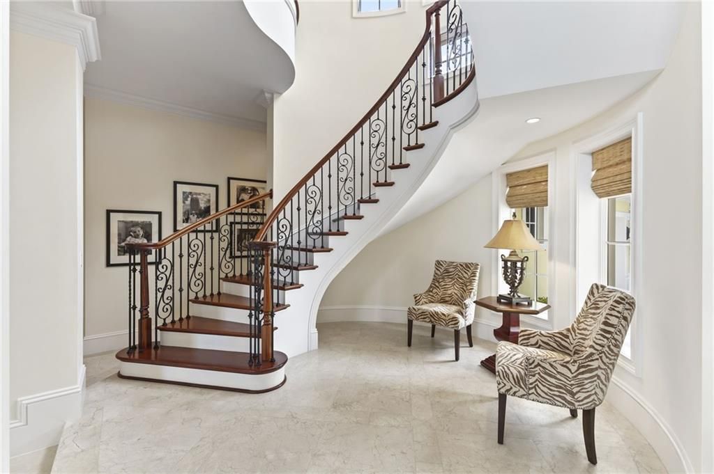 En Venta: $4,495,000 (6 camas, 6 baños, 6318 Pies cuadrados)