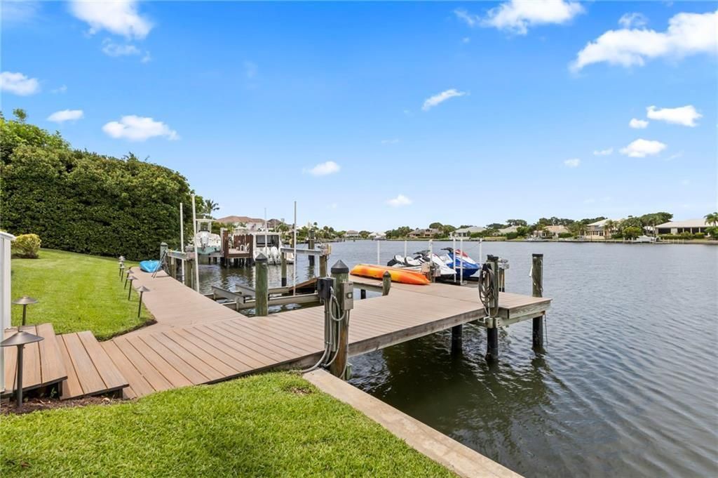 En Venta: $4,495,000 (6 camas, 6 baños, 6318 Pies cuadrados)