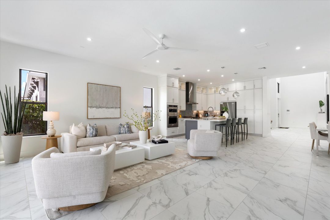 В аренду: $11,000 (6 спален, 6 ванн, 4093 Квадратных фут)