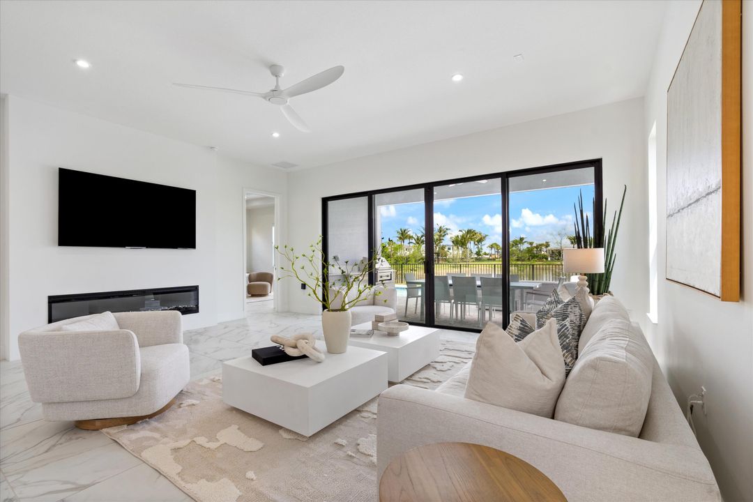 В аренду: $11,000 (6 спален, 6 ванн, 4093 Квадратных фут)