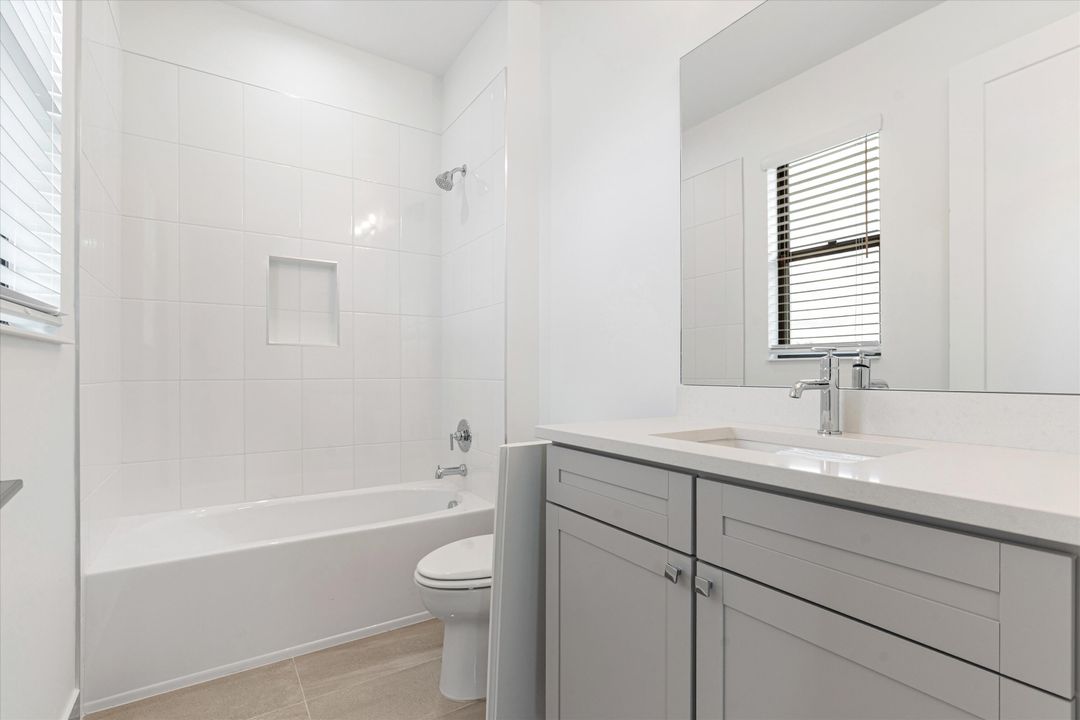 В аренду: $11,000 (6 спален, 6 ванн, 4093 Квадратных фут)