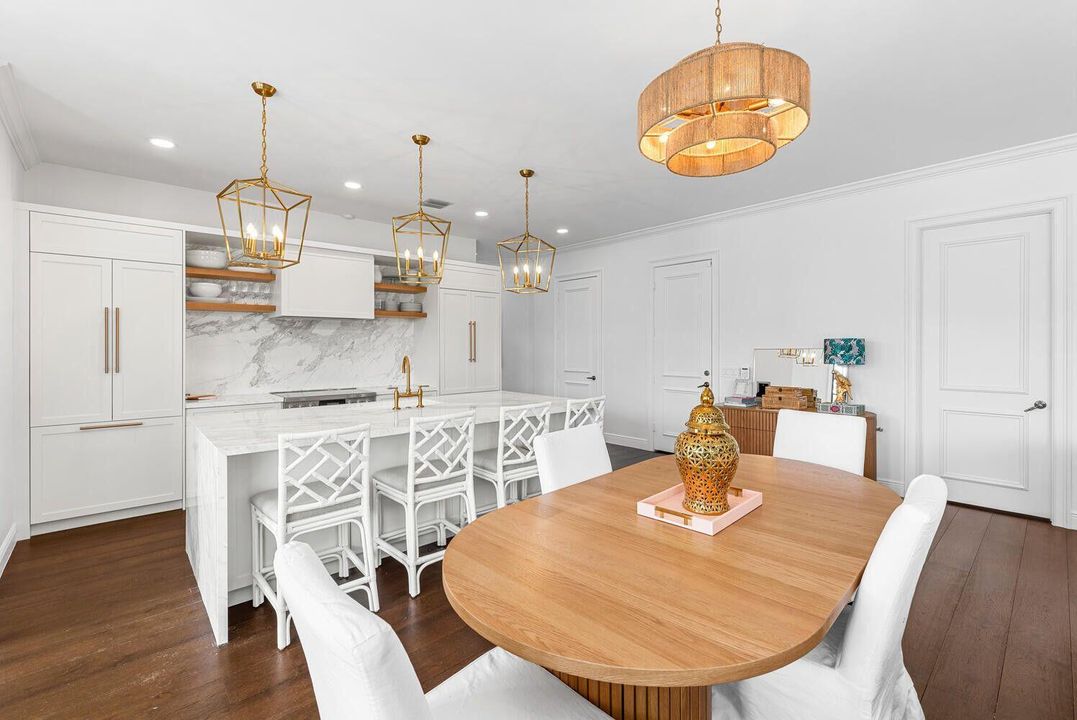 For Rent: $28,000 (5 beds, 5 baths, 4537 Square Feet)