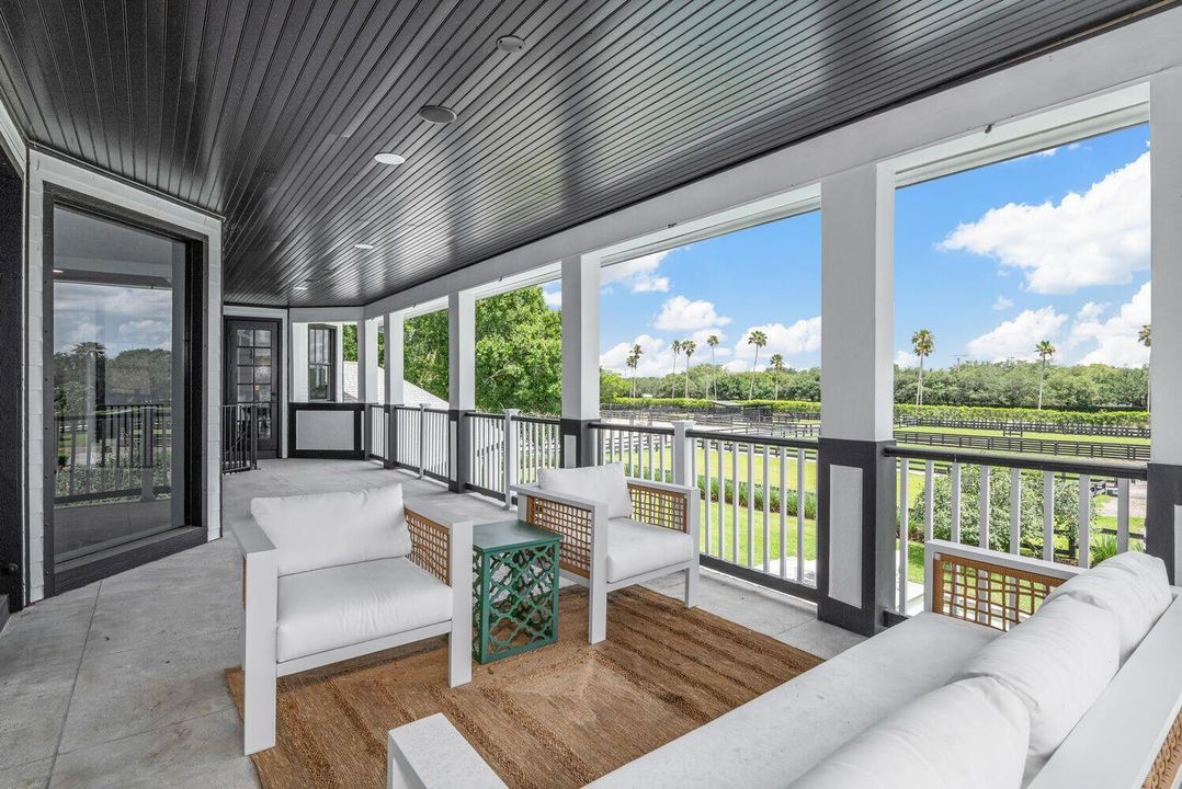 For Rent: $28,000 (5 beds, 5 baths, 4537 Square Feet)