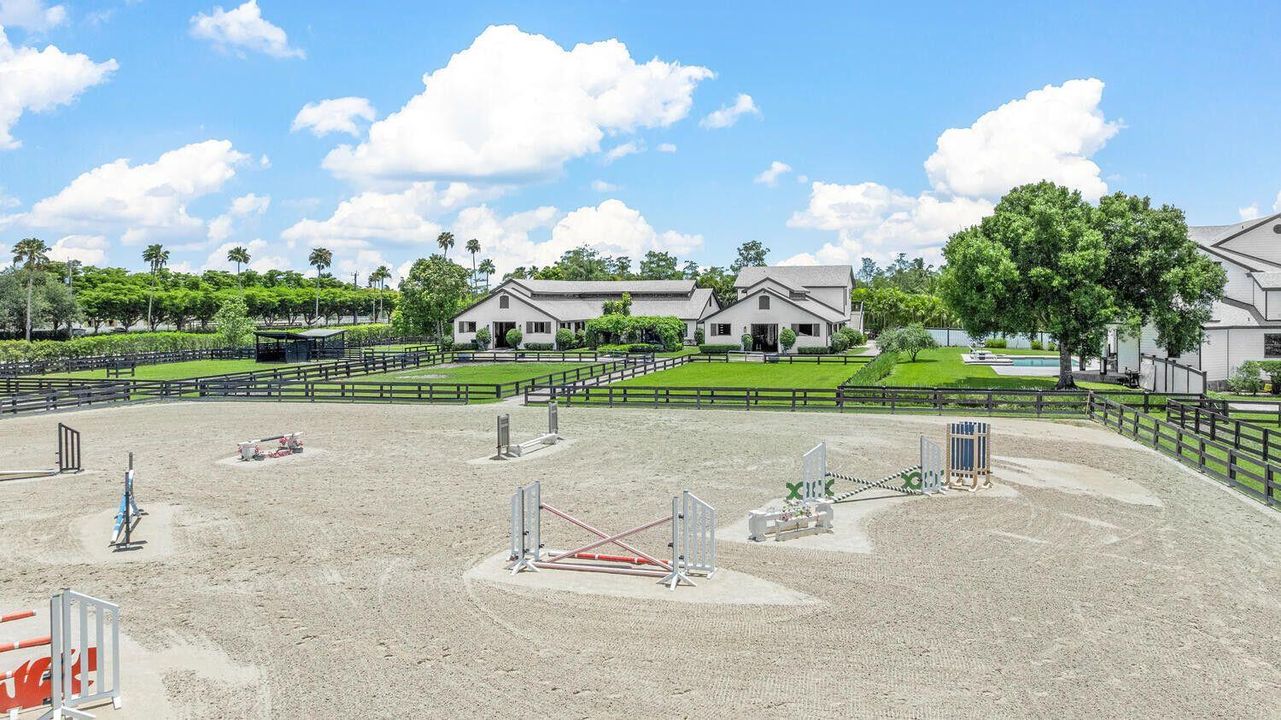 For Rent: $28,000 (5 beds, 5 baths, 4537 Square Feet)