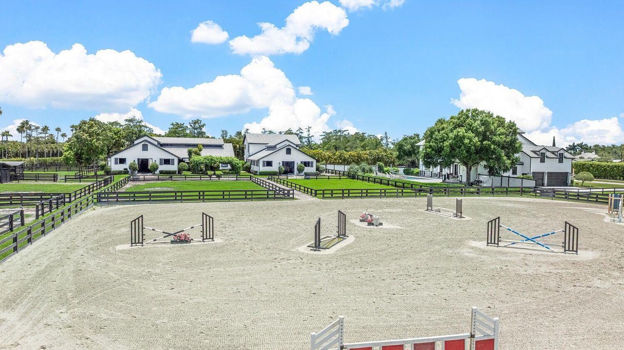 For Rent: $28,000 (5 beds, 5 baths, 4537 Square Feet)