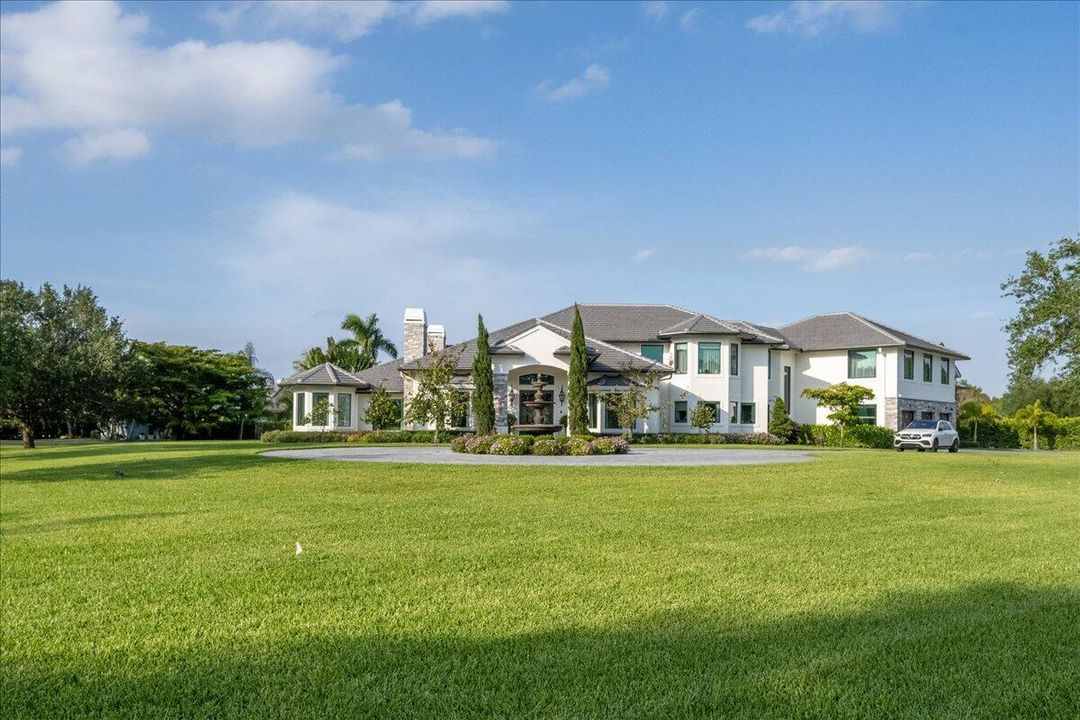 For Sale: $10,495,000 (7 beds, 8 baths, 8345 Square Feet)