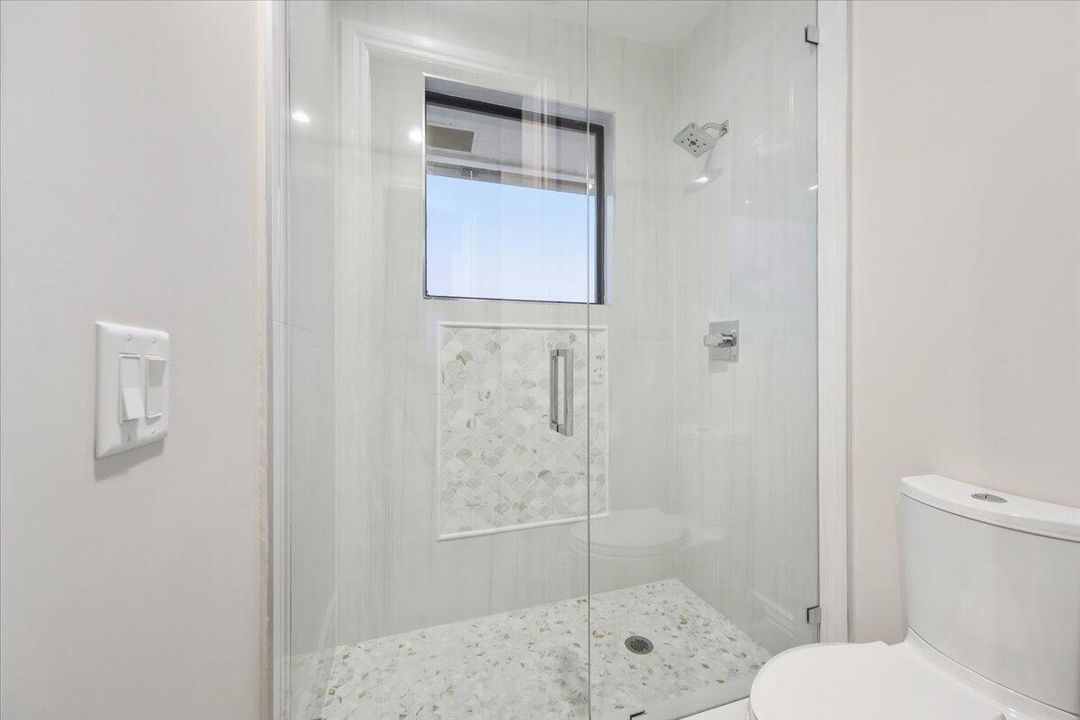 For Sale: $10,495,000 (7 beds, 8 baths, 8345 Square Feet)