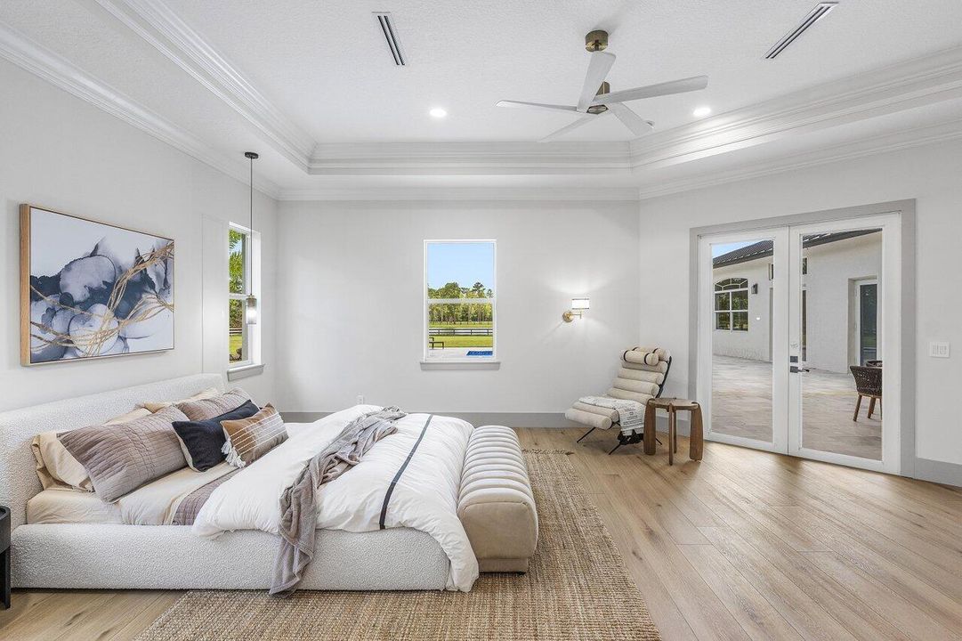 For Sale: $3,450,000 (6 beds, 5 baths, 5908 Square Feet)