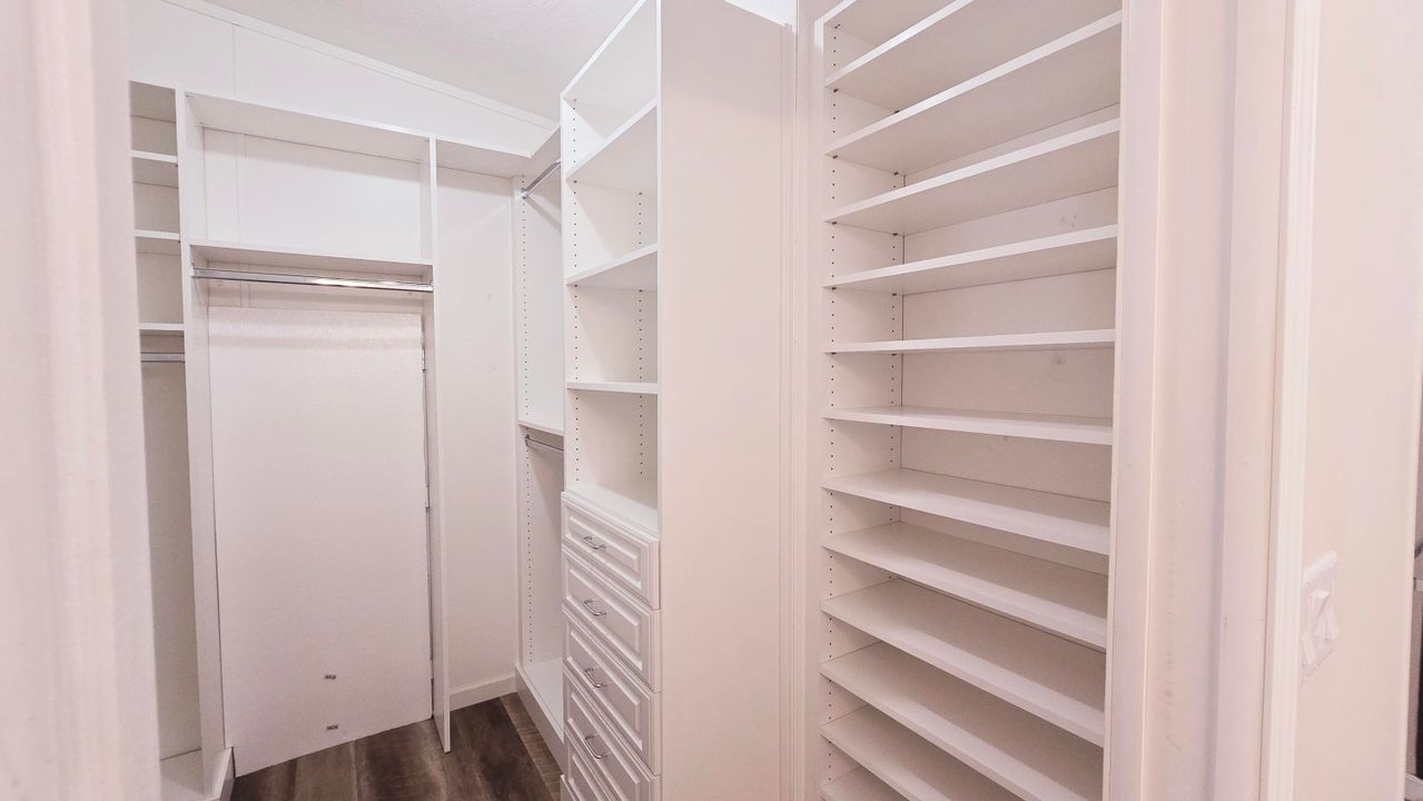 En Venta: $325,000 (3 camas, 2 baños, 1550 Pies cuadrados)