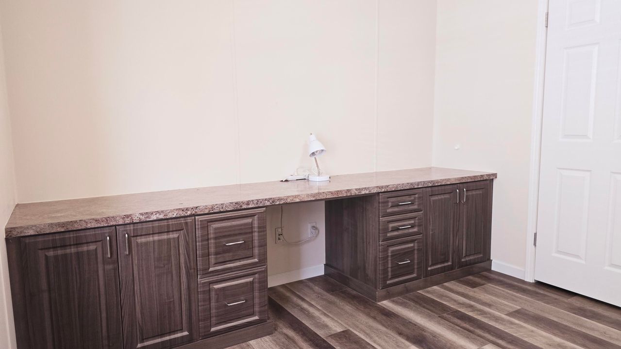 En Venta: $325,000 (3 camas, 2 baños, 1550 Pies cuadrados)