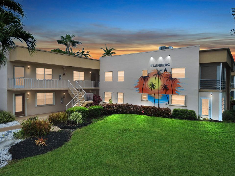 Vendido Recientemente: $82,500 (2 camas, 2 baños, 888 Pies cuadrados)