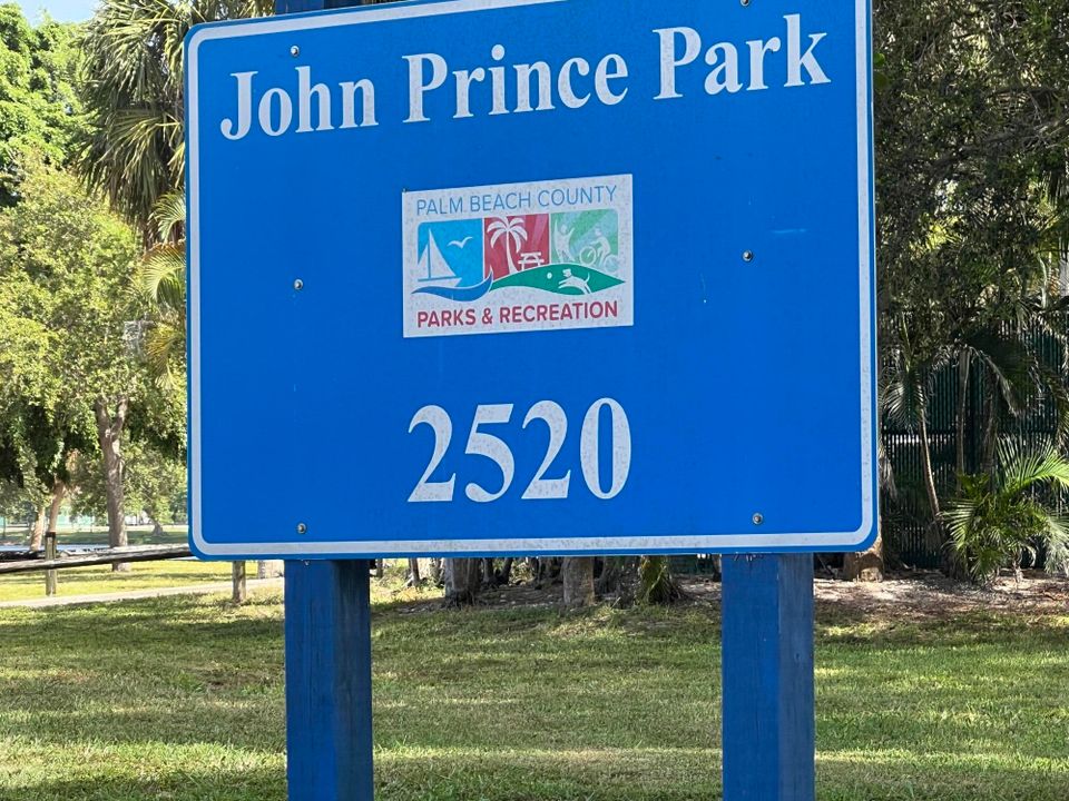 На продажу: $159,900 (1 спален, 1 ванн, 772 Квадратных фут)