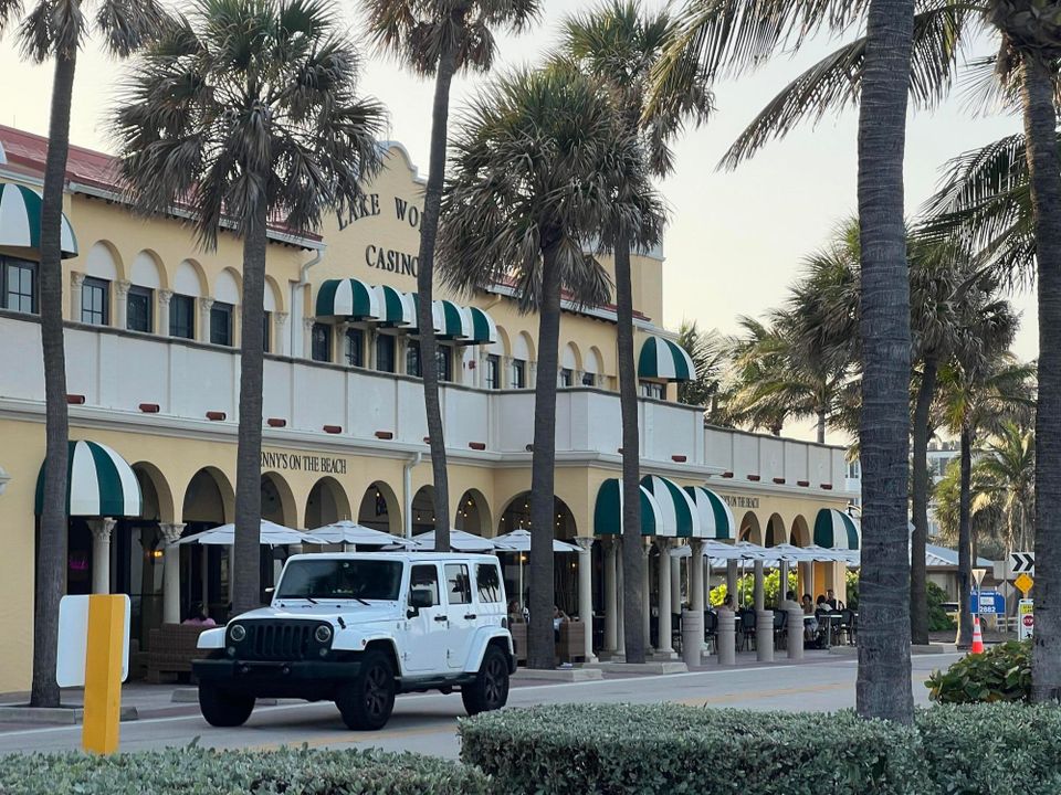 На продажу: $159,900 (1 спален, 1 ванн, 772 Квадратных фут)