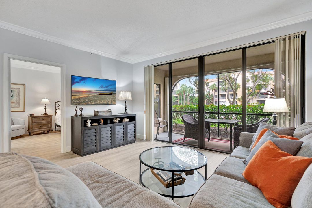 Activo con contrato: $6,000 (3 camas, 2 baños, 1446 Pies cuadrados)