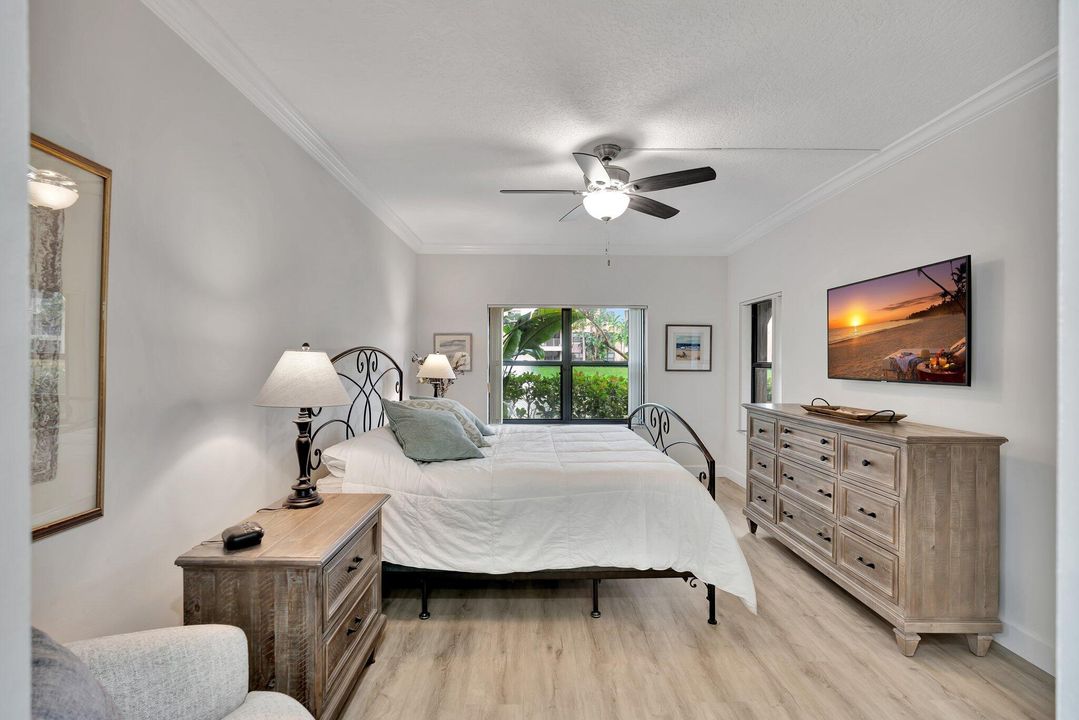 Activo con contrato: $6,000 (3 camas, 2 baños, 1446 Pies cuadrados)