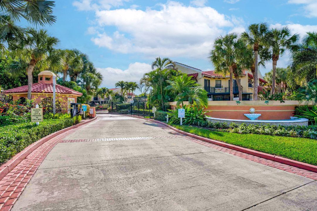 Activo con contrato: $6,000 (3 camas, 2 baños, 1446 Pies cuadrados)