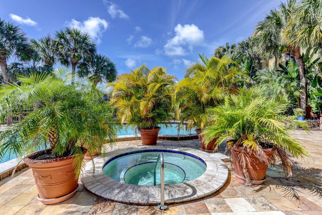 Activo con contrato: $6,000 (3 camas, 2 baños, 1446 Pies cuadrados)