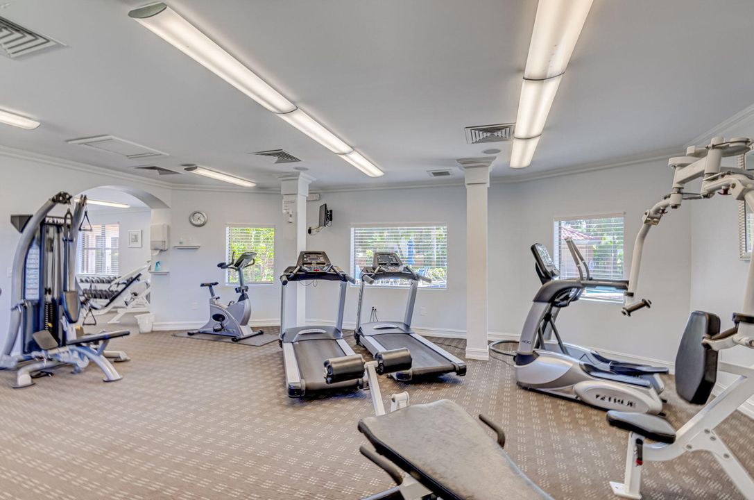 Activo con contrato: $6,000 (3 camas, 2 baños, 1446 Pies cuadrados)