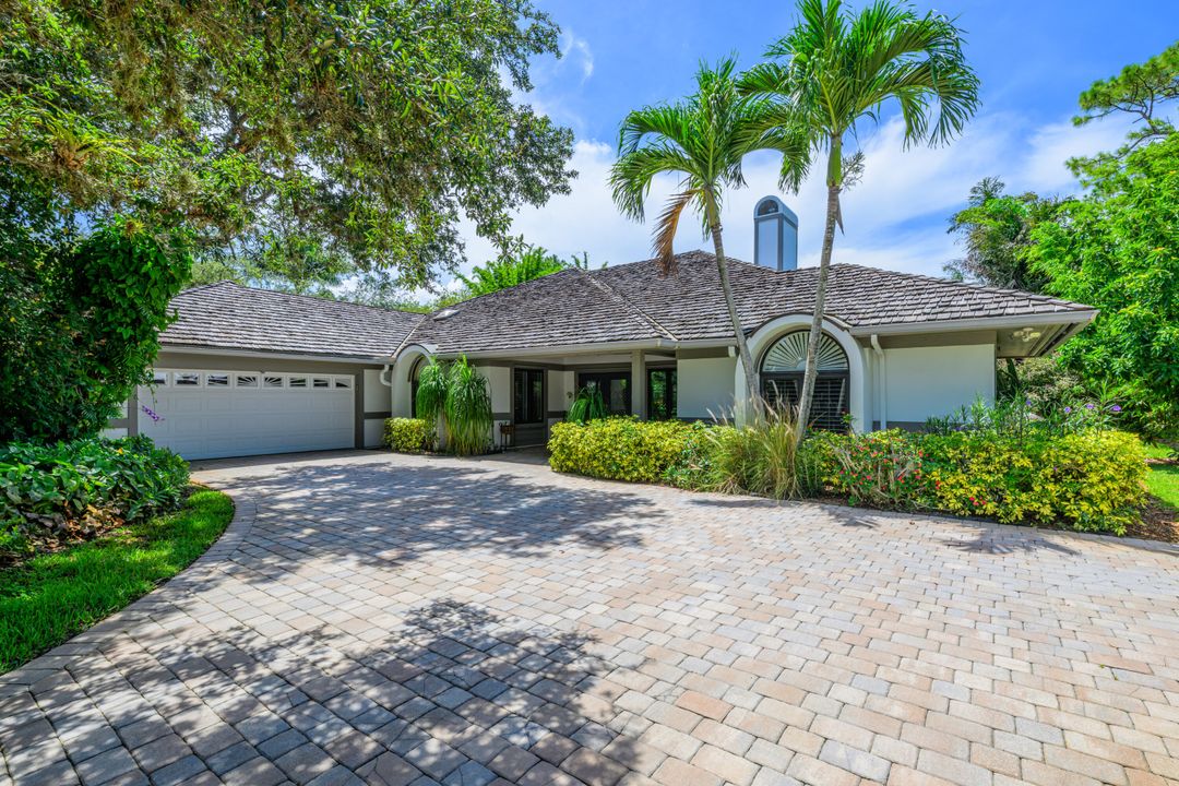 最近售出: $825,000 (3 贝兹, 2 浴室, 2623 平方英尺)