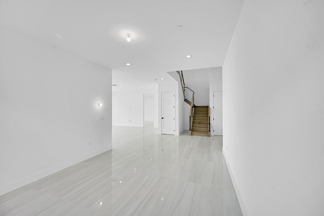 En Renta: $9,500 (5 camas, 5 baños, 5260 Pies cuadrados)