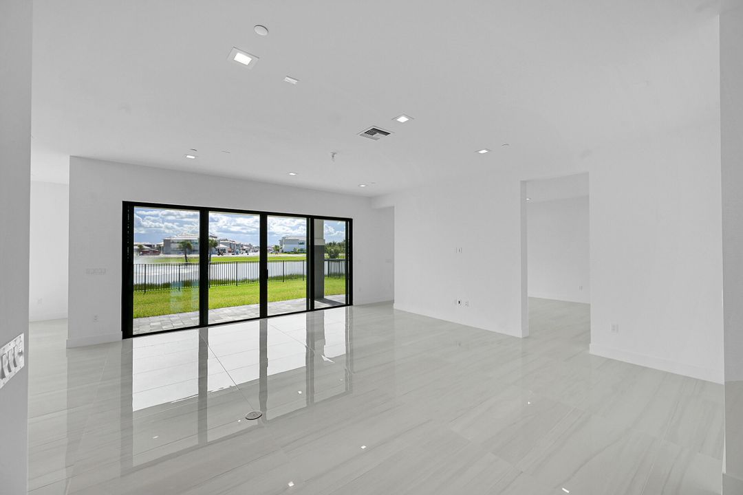 En Renta: $9,500 (5 camas, 5 baños, 5260 Pies cuadrados)