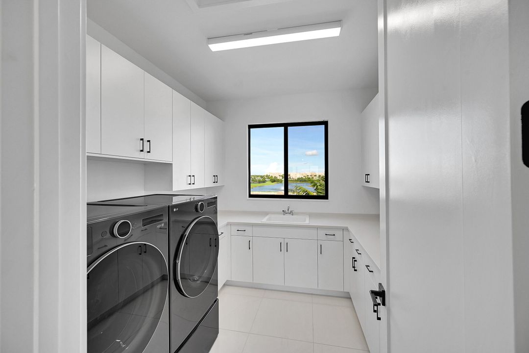 En Renta: $9,500 (5 camas, 5 baños, 5260 Pies cuadrados)