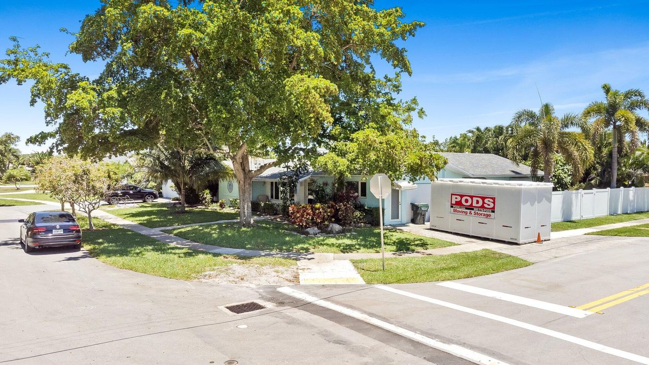 Activo con contrato: $899,900 (3 camas, 2 baños, 1862 Pies cuadrados)