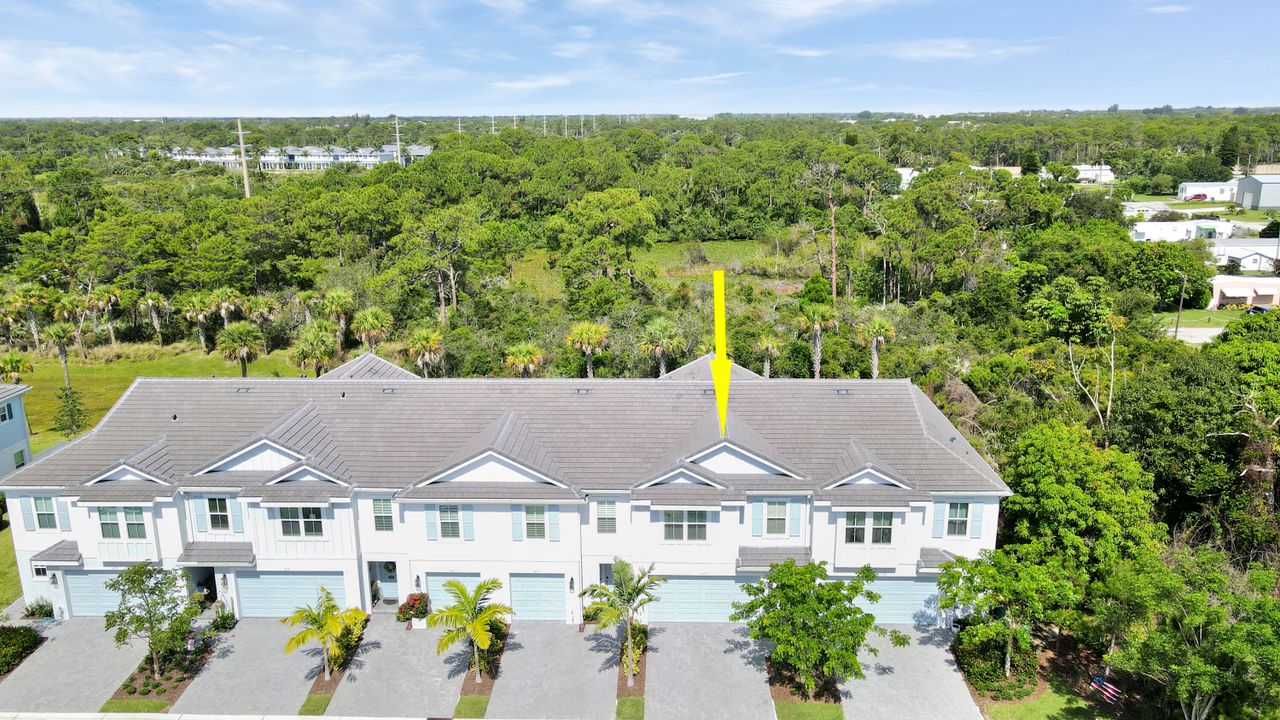 待售: $435,000 (3 贝兹, 2 浴室, 1974 平方英尺)