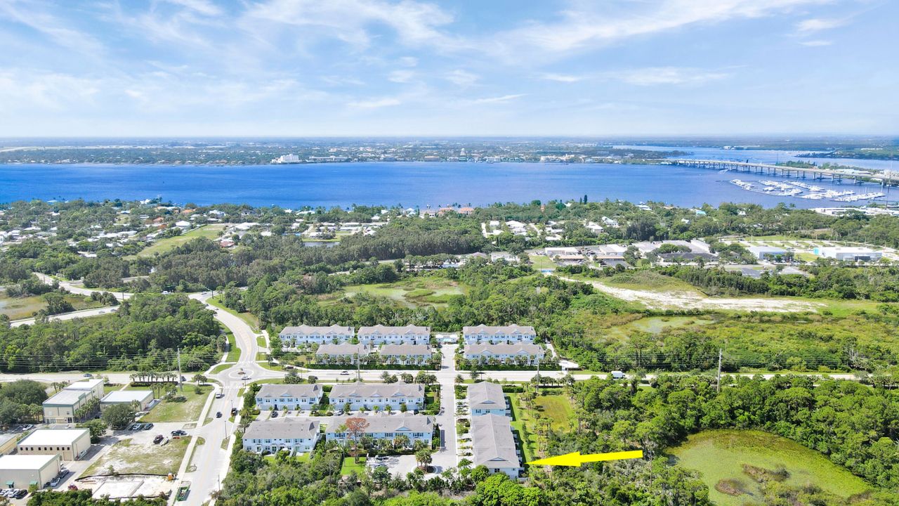 待售: $435,000 (3 贝兹, 2 浴室, 1974 平方英尺)