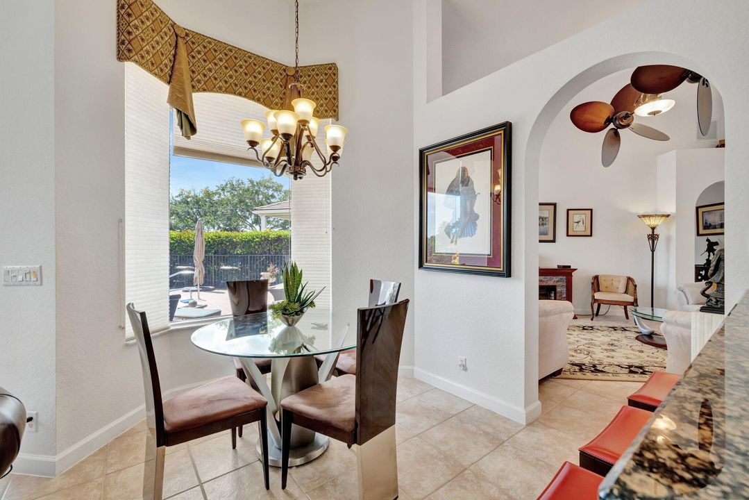 待售: $1,295,000 (4 贝兹, 3 浴室, 2818 平方英尺)