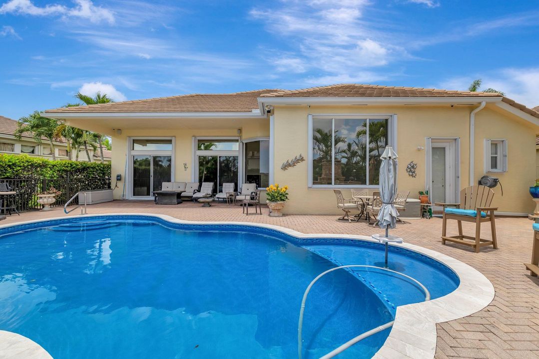 待售: $1,295,000 (4 贝兹, 3 浴室, 2818 平方英尺)