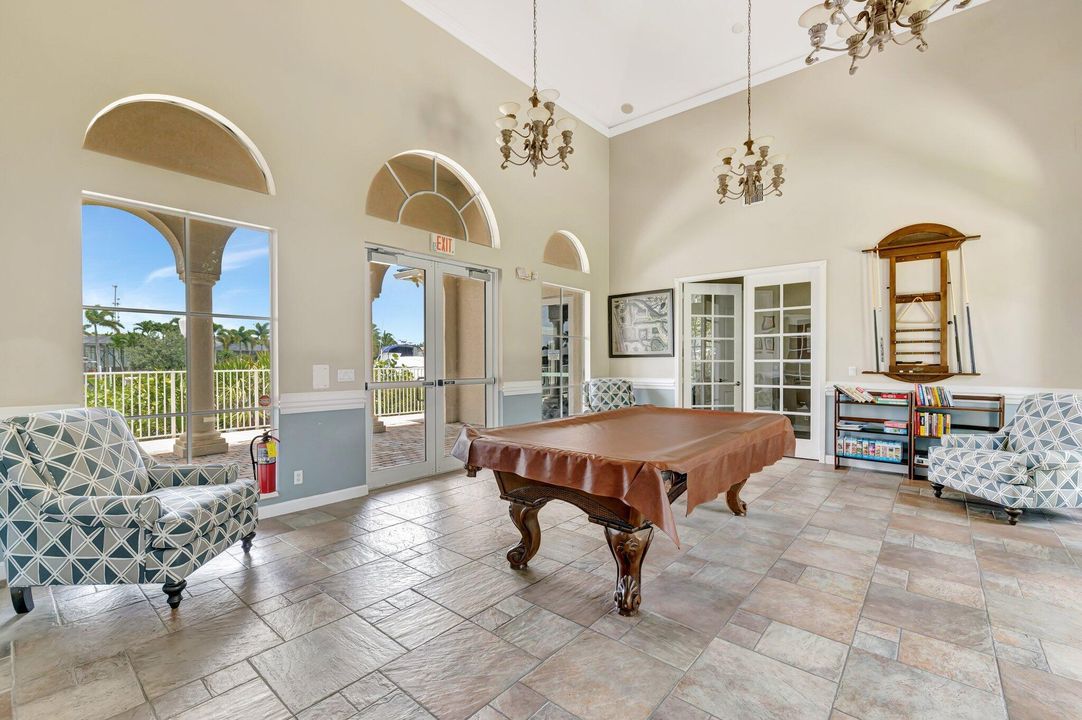 待售: $1,295,000 (4 贝兹, 3 浴室, 2818 平方英尺)