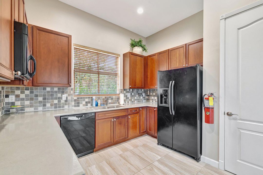 待售: $1,295,000 (4 贝兹, 3 浴室, 2818 平方英尺)