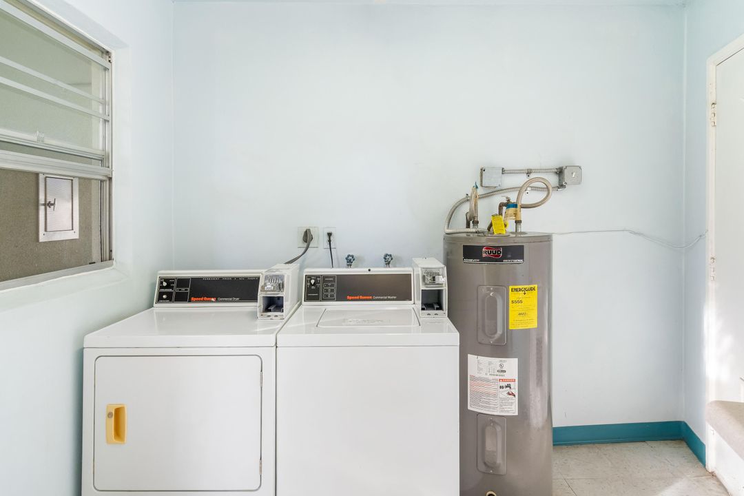 Active With Contract: $134,900 (2 beds, 2 baths, 841 Square Feet)