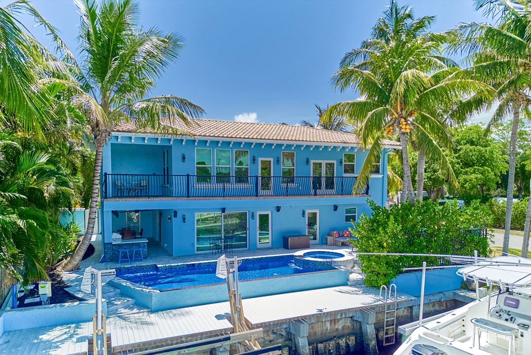 For Rent: $15,500 (5 beds, 4 baths, 2906 Square Feet)