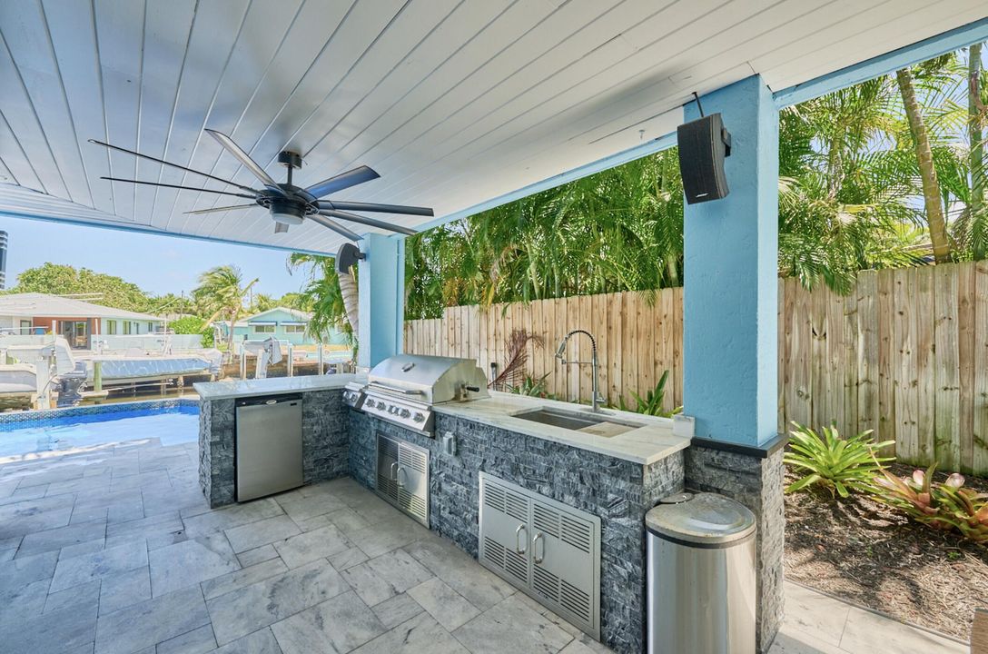 For Rent: $15,500 (5 beds, 4 baths, 2906 Square Feet)