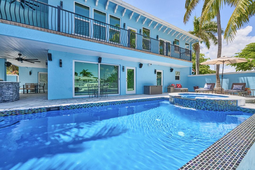 For Rent: $15,500 (5 beds, 4 baths, 2906 Square Feet)