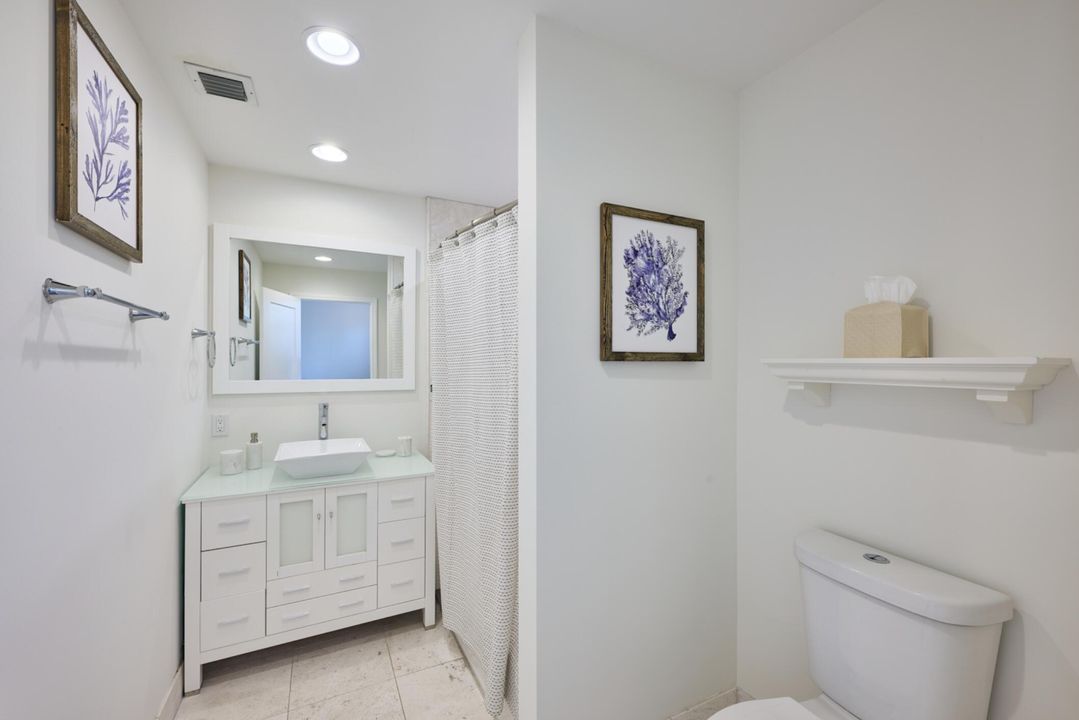 For Rent: $15,500 (5 beds, 4 baths, 2906 Square Feet)