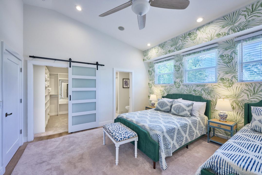 For Rent: $15,500 (5 beds, 4 baths, 2906 Square Feet)