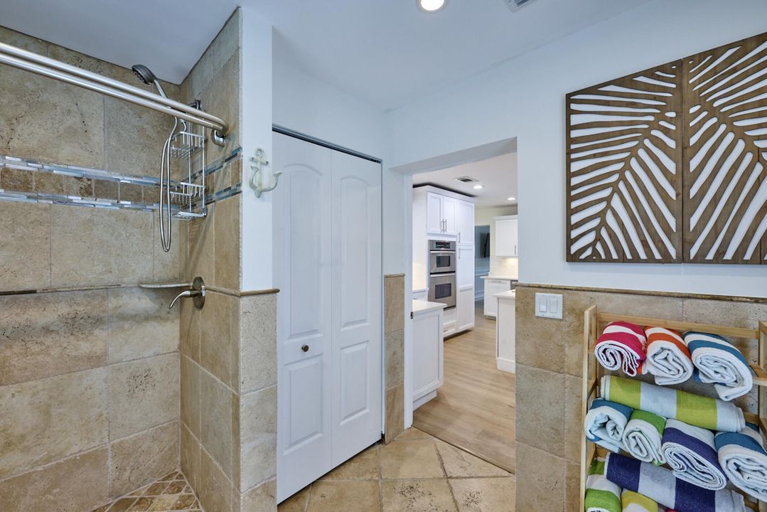 For Rent: $15,500 (5 beds, 4 baths, 2906 Square Feet)