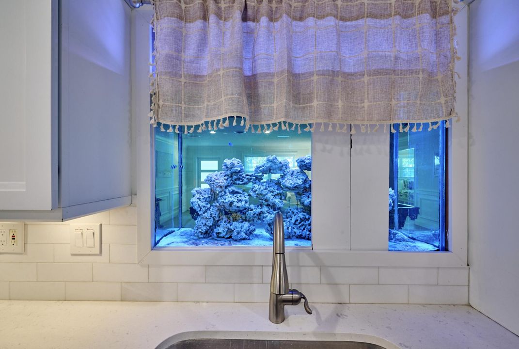 For Rent: $15,500 (5 beds, 4 baths, 2906 Square Feet)