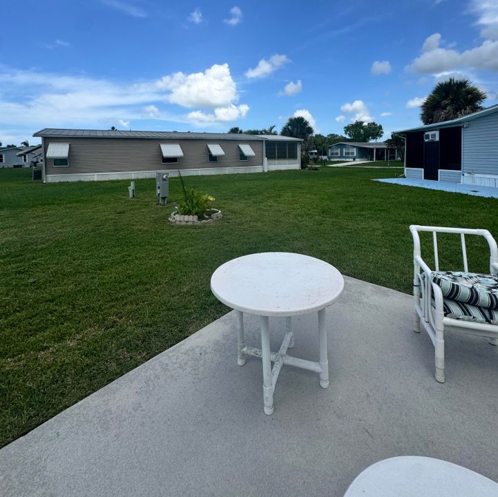 For Sale: $45,500 (2 beds, 2 baths, 1400 Square Feet)