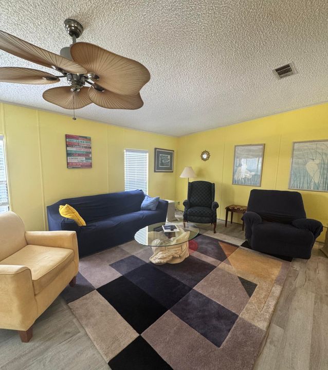 For Sale: $45,500 (2 beds, 2 baths, 1400 Square Feet)