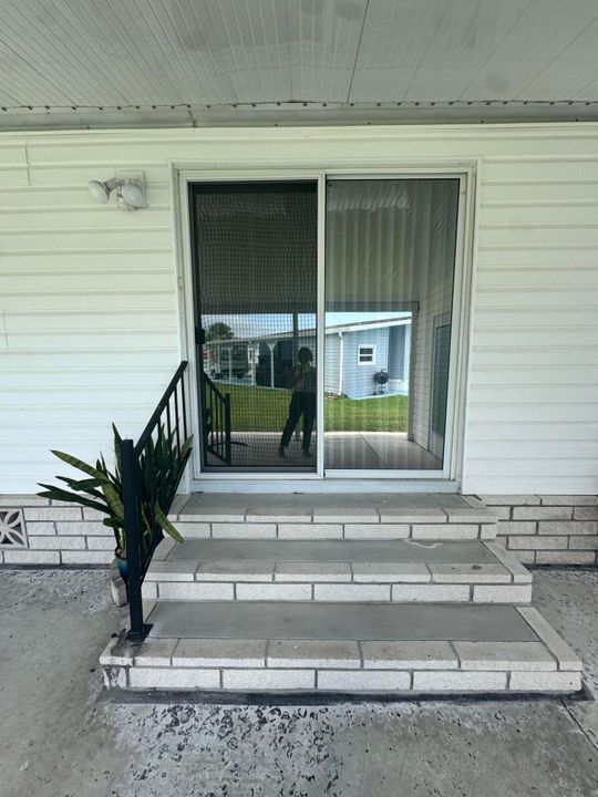 For Sale: $45,500 (2 beds, 2 baths, 1400 Square Feet)