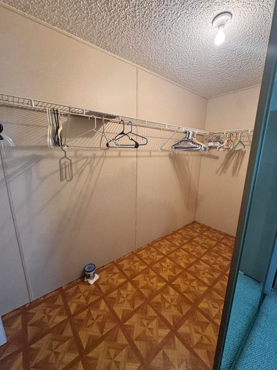 For Sale: $45,500 (2 beds, 2 baths, 1400 Square Feet)