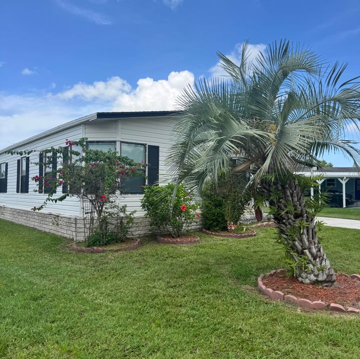 For Sale: $45,500 (2 beds, 2 baths, 1400 Square Feet)