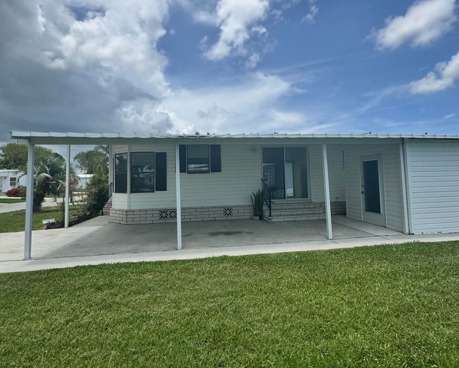 For Sale: $45,500 (2 beds, 2 baths, 1400 Square Feet)